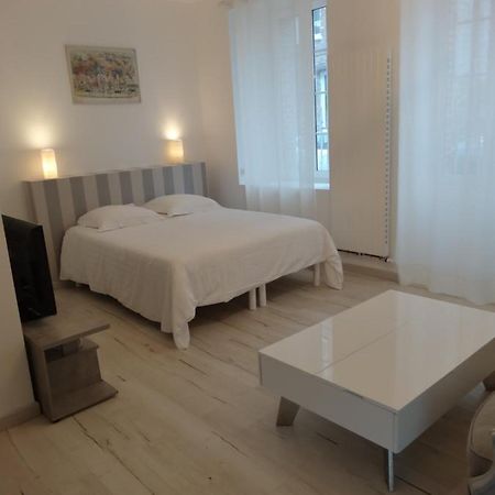 Bed and Breakfast Les Petites Tuileries Bray-sur-Seine Zewnętrze zdjęcie